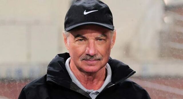 Alfred Riedl là huấn luyện viên từng quản lý đội tuyển Việt Nam trong 2 năm 1998-2000