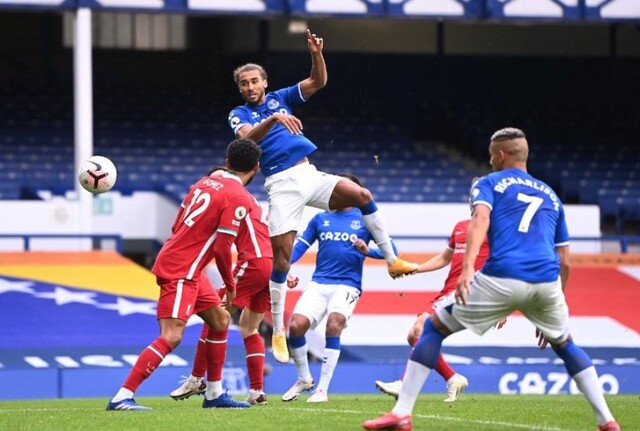 Những trận derby luôn được các khán giả ở địa phương đặc biệt mong đợi Những trận derby luôn được các khán giả ở địa phương đặc biệt mong đợi