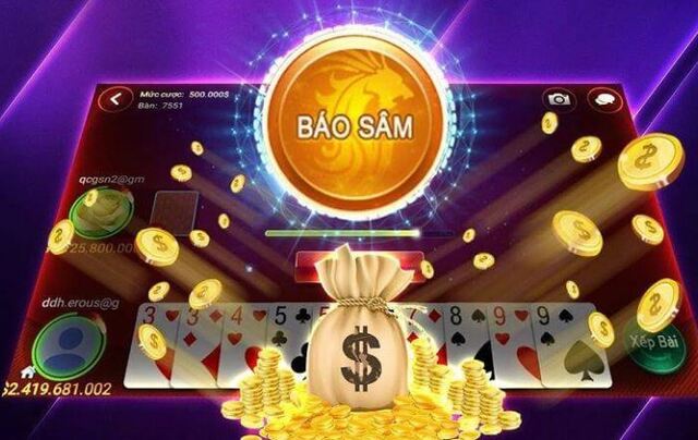 Bắt đầu ván chơi cần có đủ từ 2 - 4 người và mỗi người sẽ được nhận 10 lá bài Bắt đầu ván chơi cần có đủ từ 2 - 4 người và mỗi người sẽ được nhận 10 lá bài
