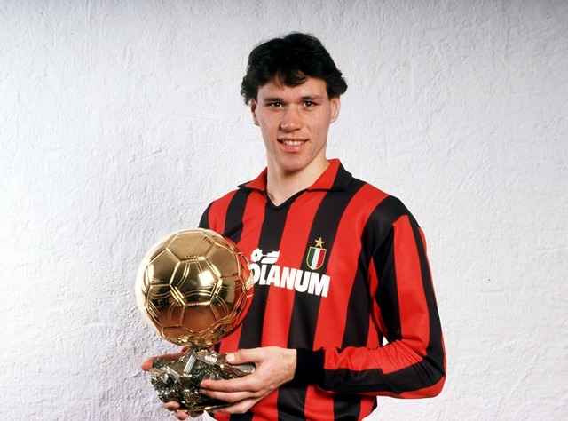 Marco van Basten - 3 lần vô địch Quả bóng vàng Marco van Basten - 3 lần vô địch Quả bóng vàng