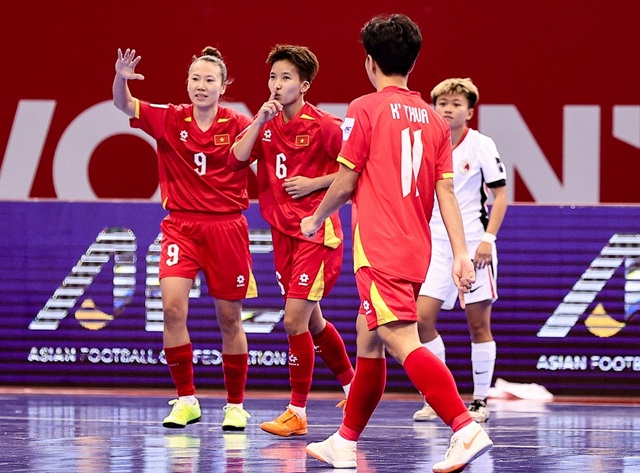 Futsal nữ là hình thức đấu bóng mang tính giải trí và huấn luyện