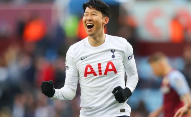 Son Heung - Min là cầu thủ nhận danh hiệu quả bóng vàng châu Á năm 2022 Son Heung - Min là cầu thủ nhận danh hiệu quả bóng vàng châu Á năm 2022