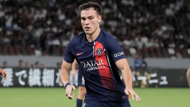 Trong suốt thời gian toả sáng tại PSG, Ugarte đã có 37 lần ra sân cho câu lạc bộ Pháp, giúp đội bóng này giành chức vô địch Ligue 1 lần thứ 12