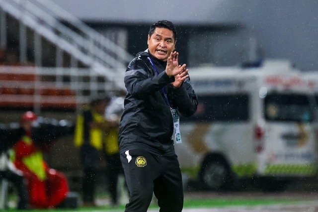 Huấn luyện viên U23 Malaysia là ai? Tìm hiểu triết lý bóng đá mới đến từ Nafuzi Zain Huấn luyện viên U23 Malaysia là ai? Tìm hiểu triết lý bóng đá mới đến từ Nafuzi Zain