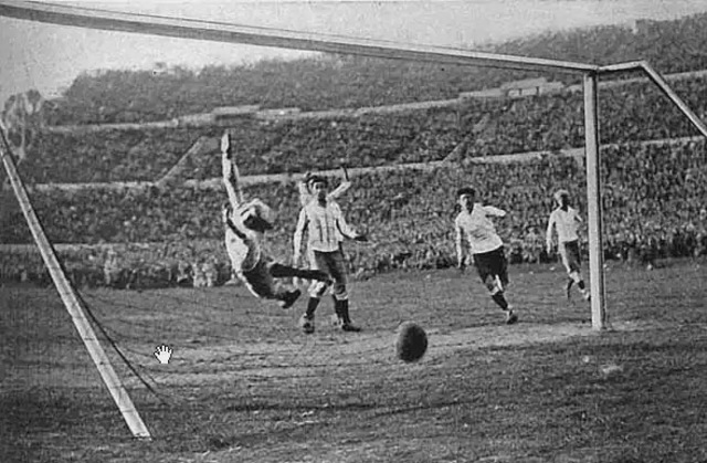 FIFA World Cup 1930 đánh dấu sự khởi đầu cho một kỷ nguyên bóng đá FIFA World Cup 1930 đánh dấu sự khởi đầu cho một kỷ nguyên bóng đá