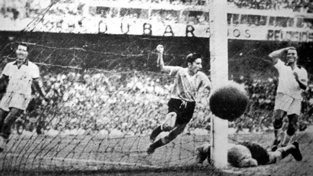 Màn lội ngược dòng làm nên lịch sử tại Maracanã