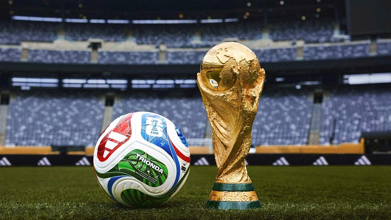 Chiếc cup World Cup và những quy định khắt khe Chiếc cup World Cup và những quy định khắt khe