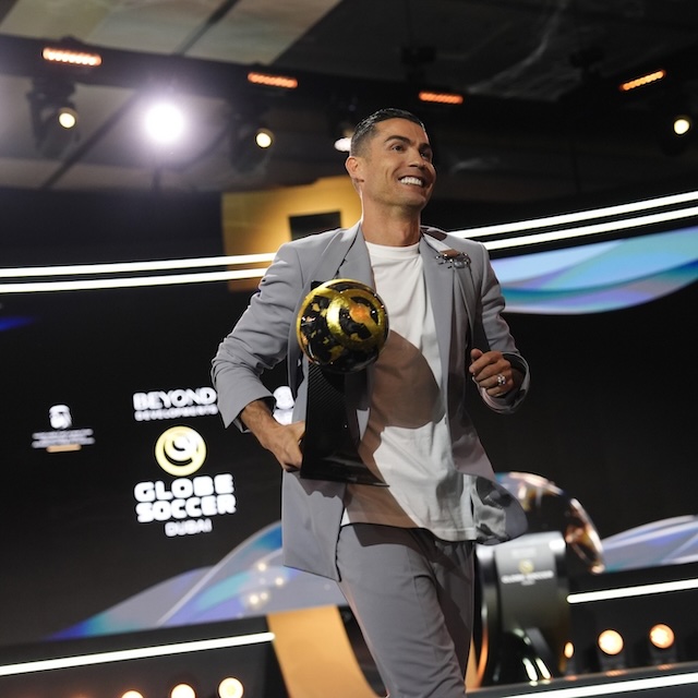Quả bóng vàng có ý nghĩa quan trọng đối với sự nghiệp bóng đá của Ronaldo